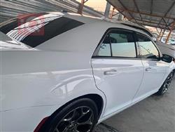 كرايسلر 300